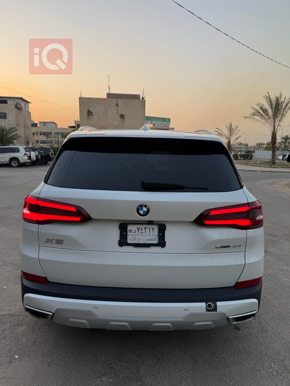 بی ئێم دەبڵیو X5